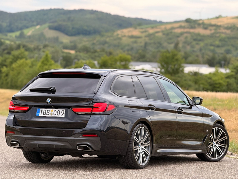 BMW 540 d xDrive M Sport/BowersWilkins/Laser/Stdhzg/ — photo 14
