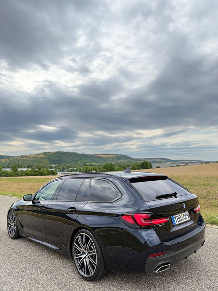 BMW 540 d xDrive M Sport/BowersWilkins/Laser/Stdhzg/ — photo 13