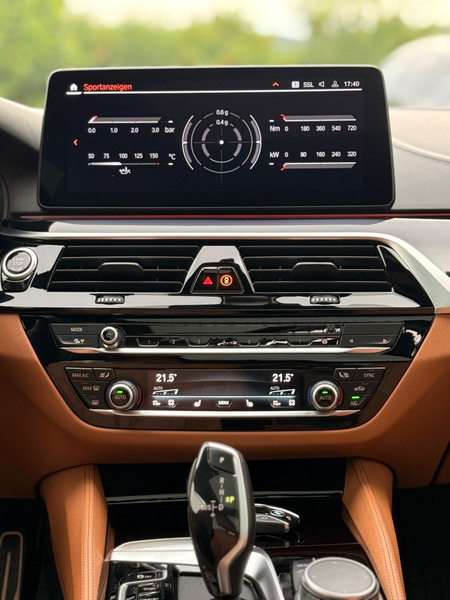 BMW 540 d xDrive M Sport/BowersWilkins/Laser/Stdhzg/ — photo 27