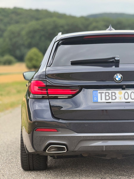 BMW 540 d xDrive M Sport/BowersWilkins/Laser/Stdhzg/ — photo 17