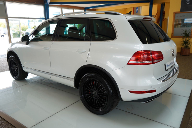 Volkswagen Touareg V6 TDI BMT Bi-XENON / NAVI / LEDER / PDC — photo 3