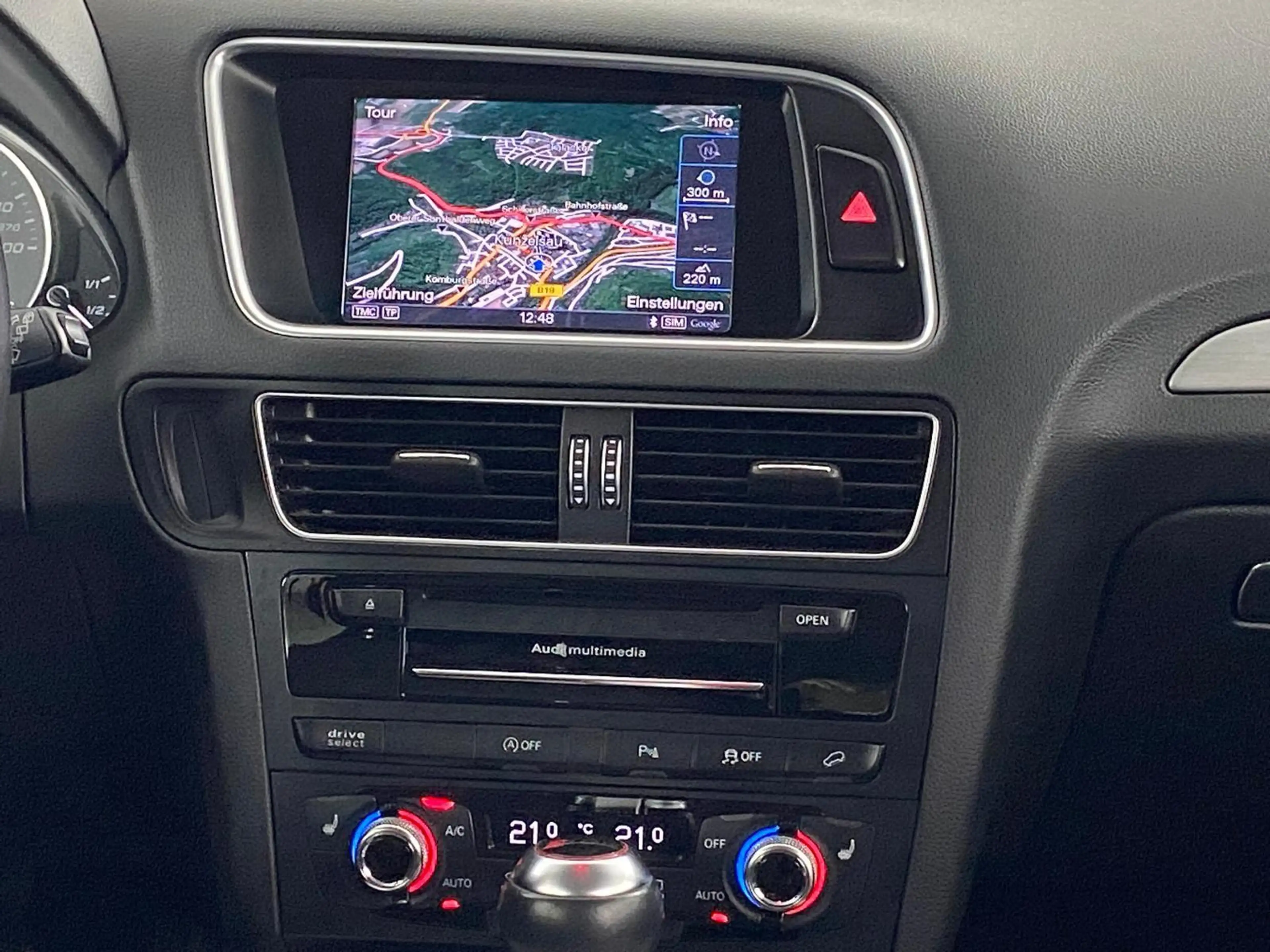 Audi SQ5 3.0 TDI competition quattro ACC B&O Kamera Memory — photo 10