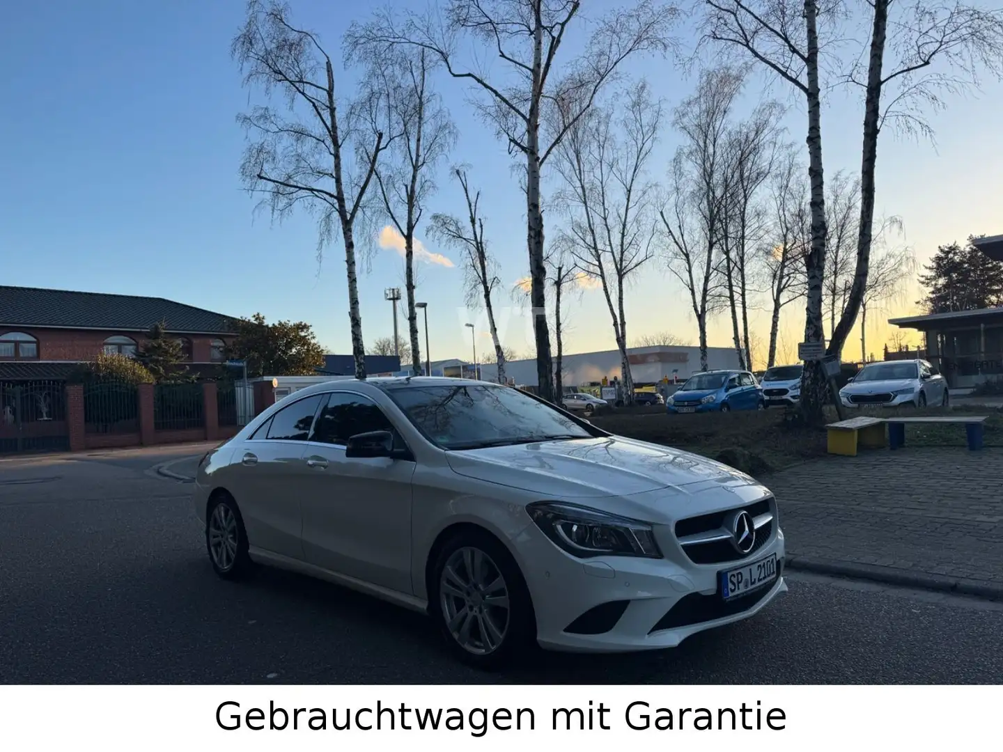 Mercedes-Benz CLA 220 -Sport Paket /TÜV NEU Garantie Blanc - 1