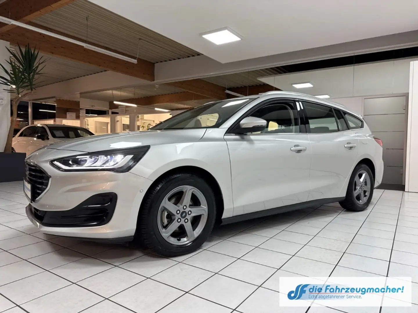 Ford Focus Turnier Titanium Navi LED ACC El. Heckklappe Apple Silber - 2