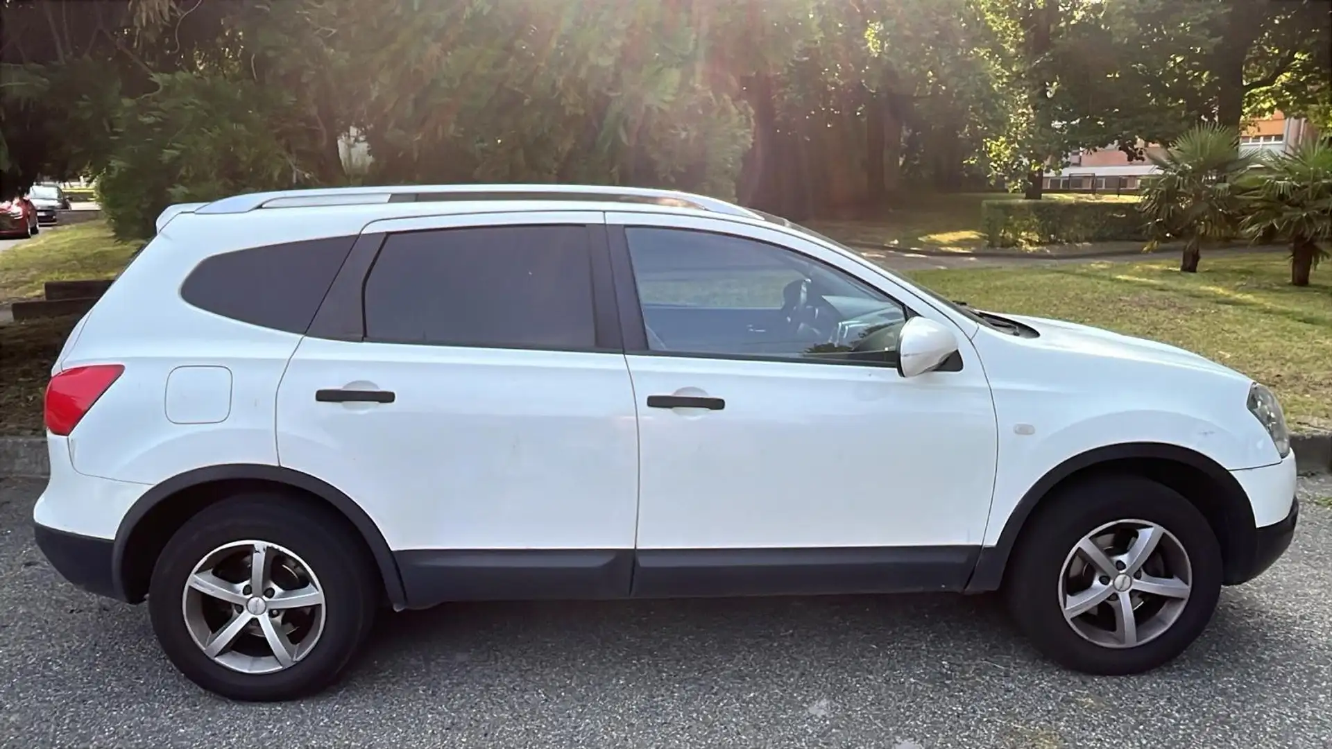 Nissan Qashqai +2 1.6 16v GPL Bianco - 1