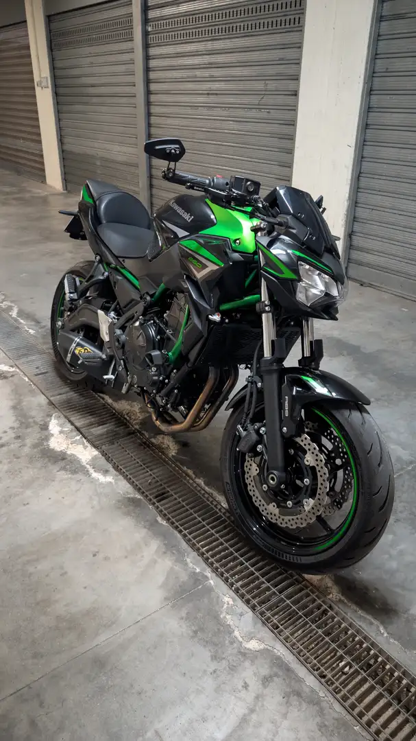 Kawasaki Z 650 Verde - 1