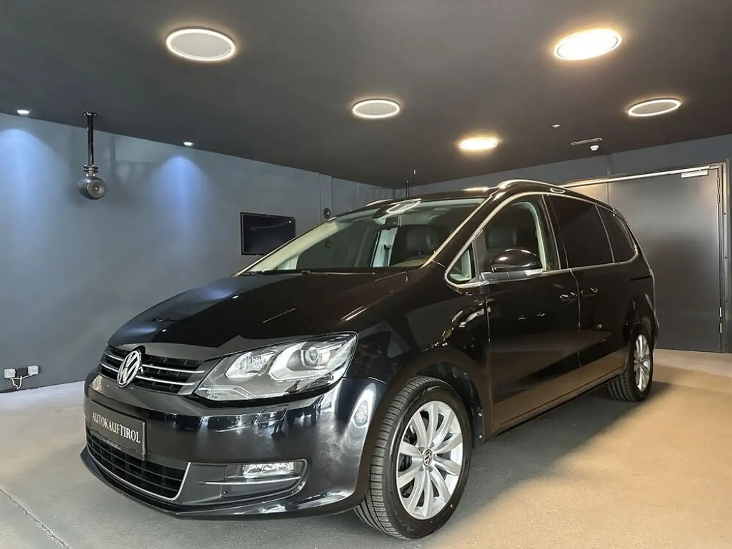 Volkswagen Sharan VW Sky 2.0 TDI 4Motion | Panorama | Alcanta Schwarz - 1