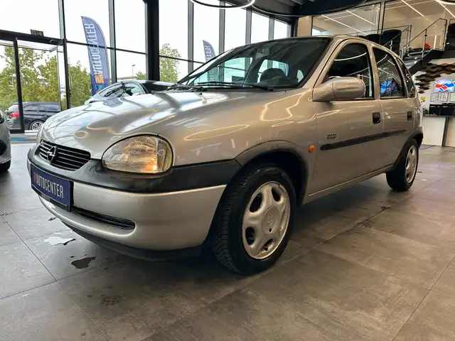 Opel Corsa view 21
