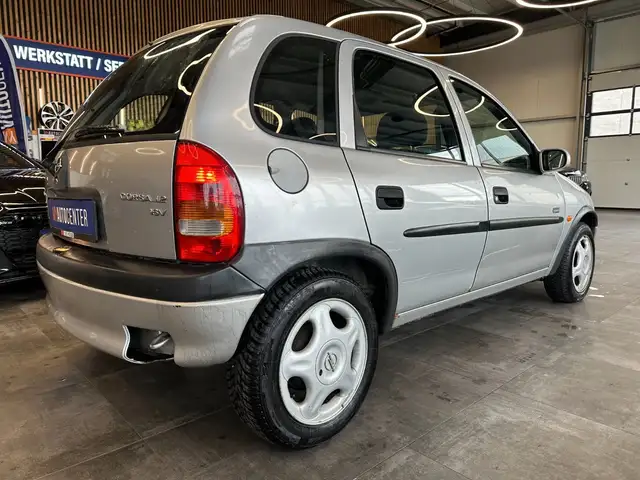Opel Corsa view 17