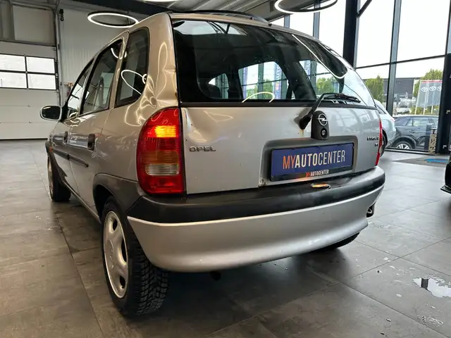 Opel Corsa view 5