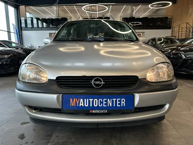 Opel Corsa view 19