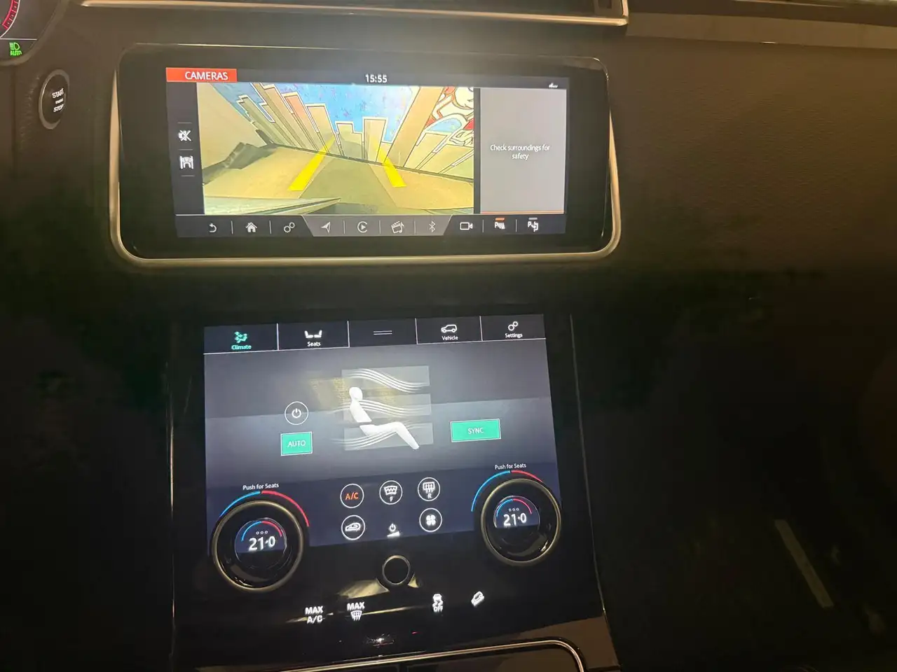 Land Rover Range Rover Velar снимка Land Rover Range Rover Velar