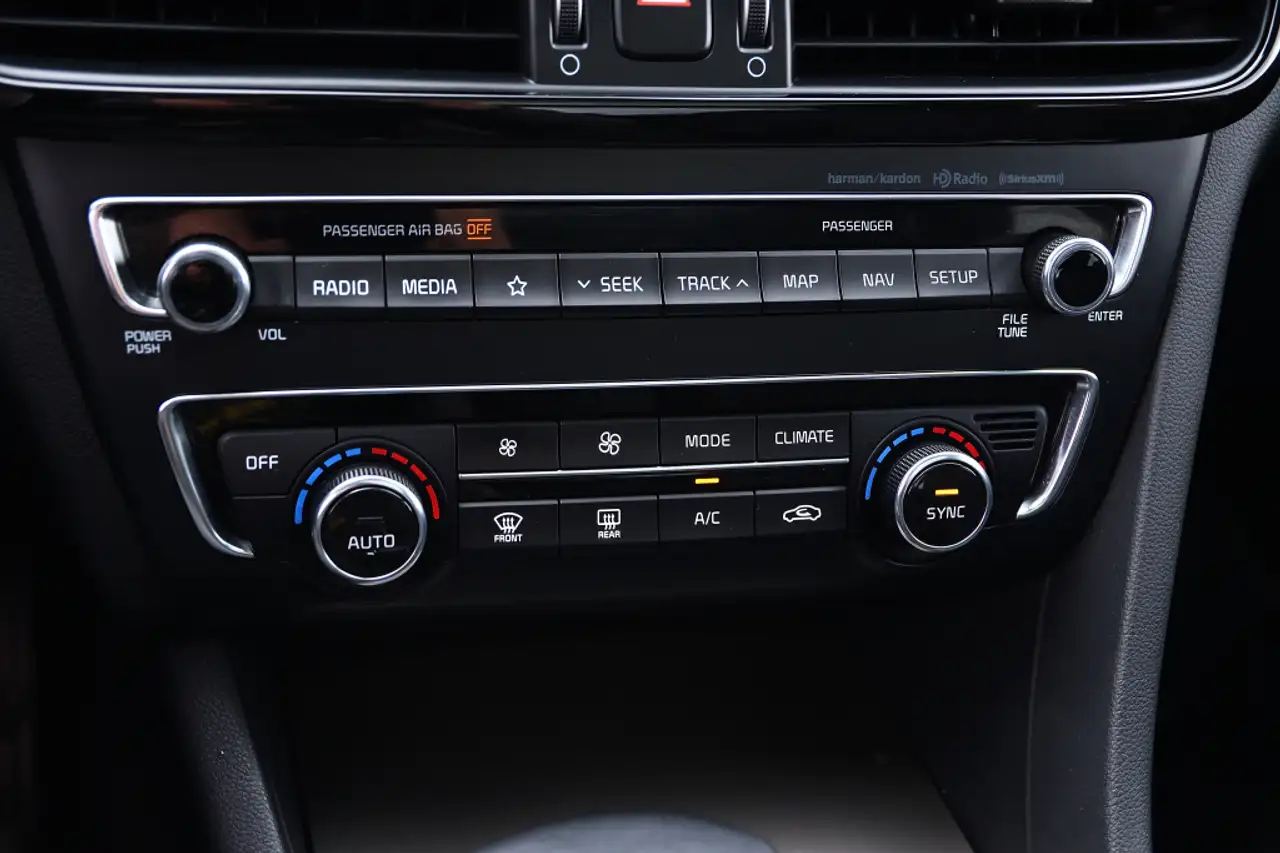 Kia Optima снимка Kia Optima