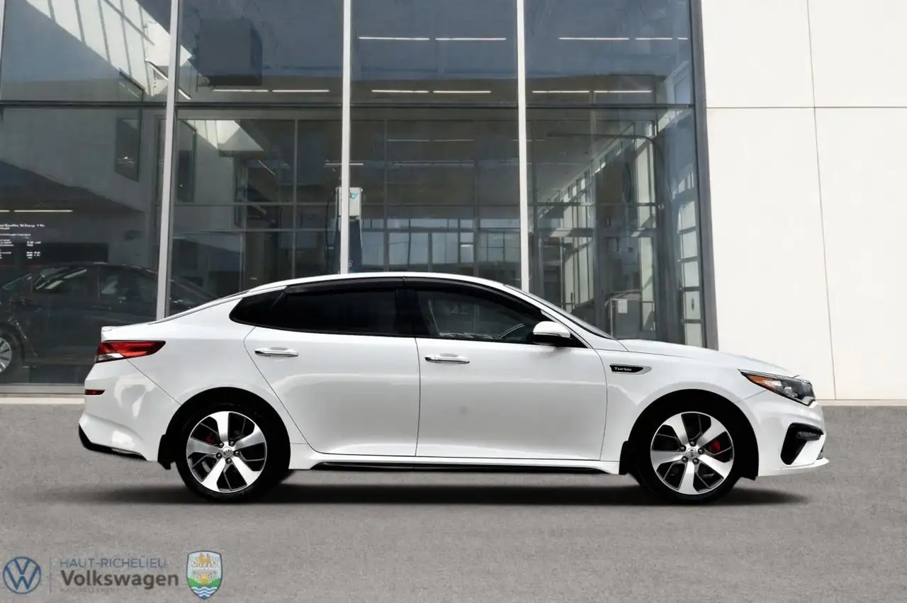 Kia Optima снимка Kia Optima