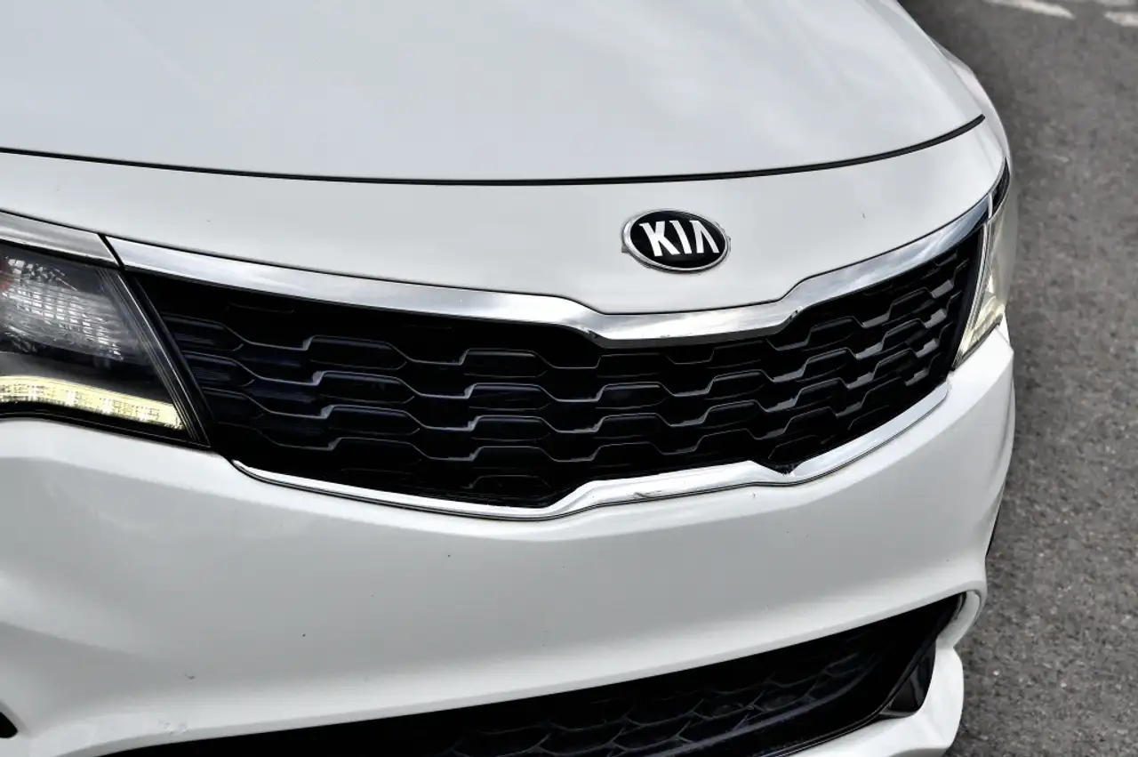 Kia Optima снимка Kia Optima