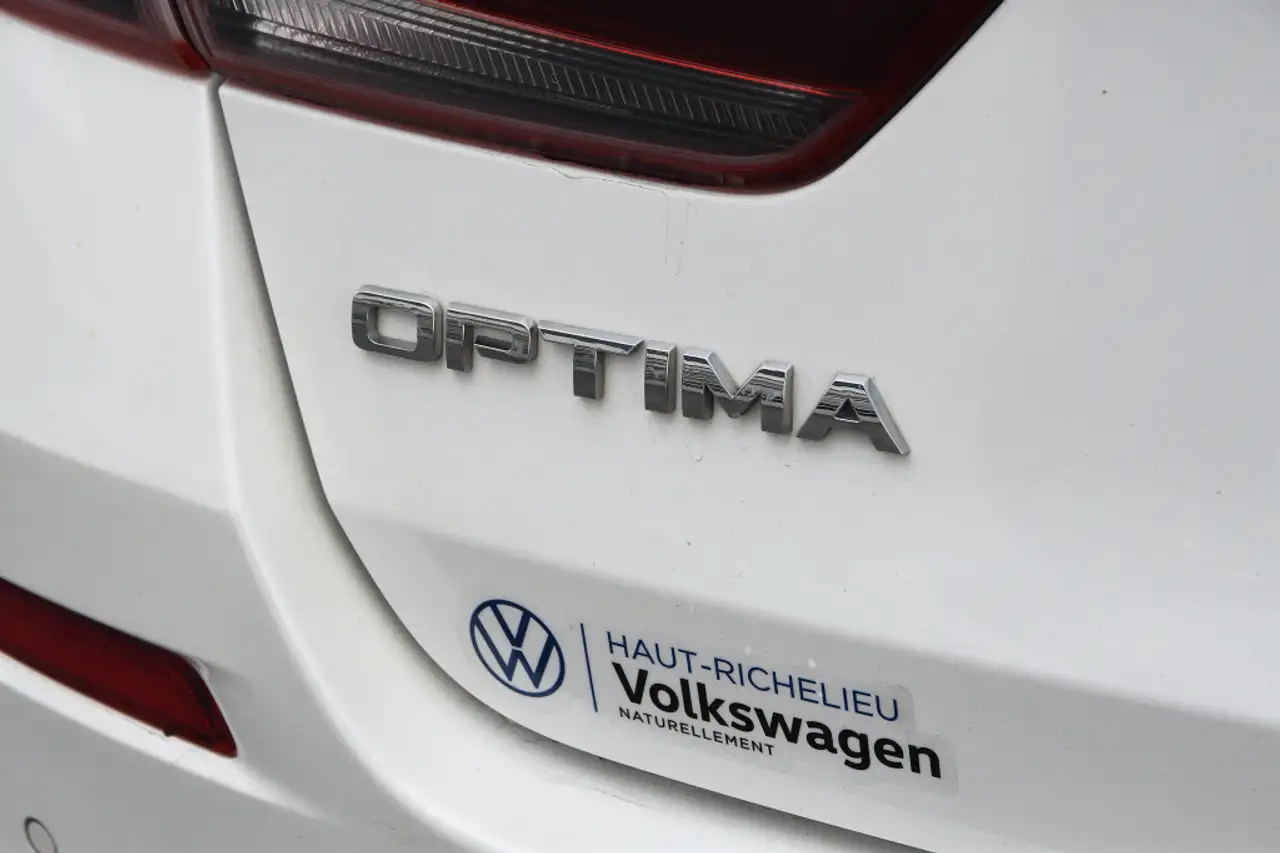 Kia Optima снимка Kia Optima