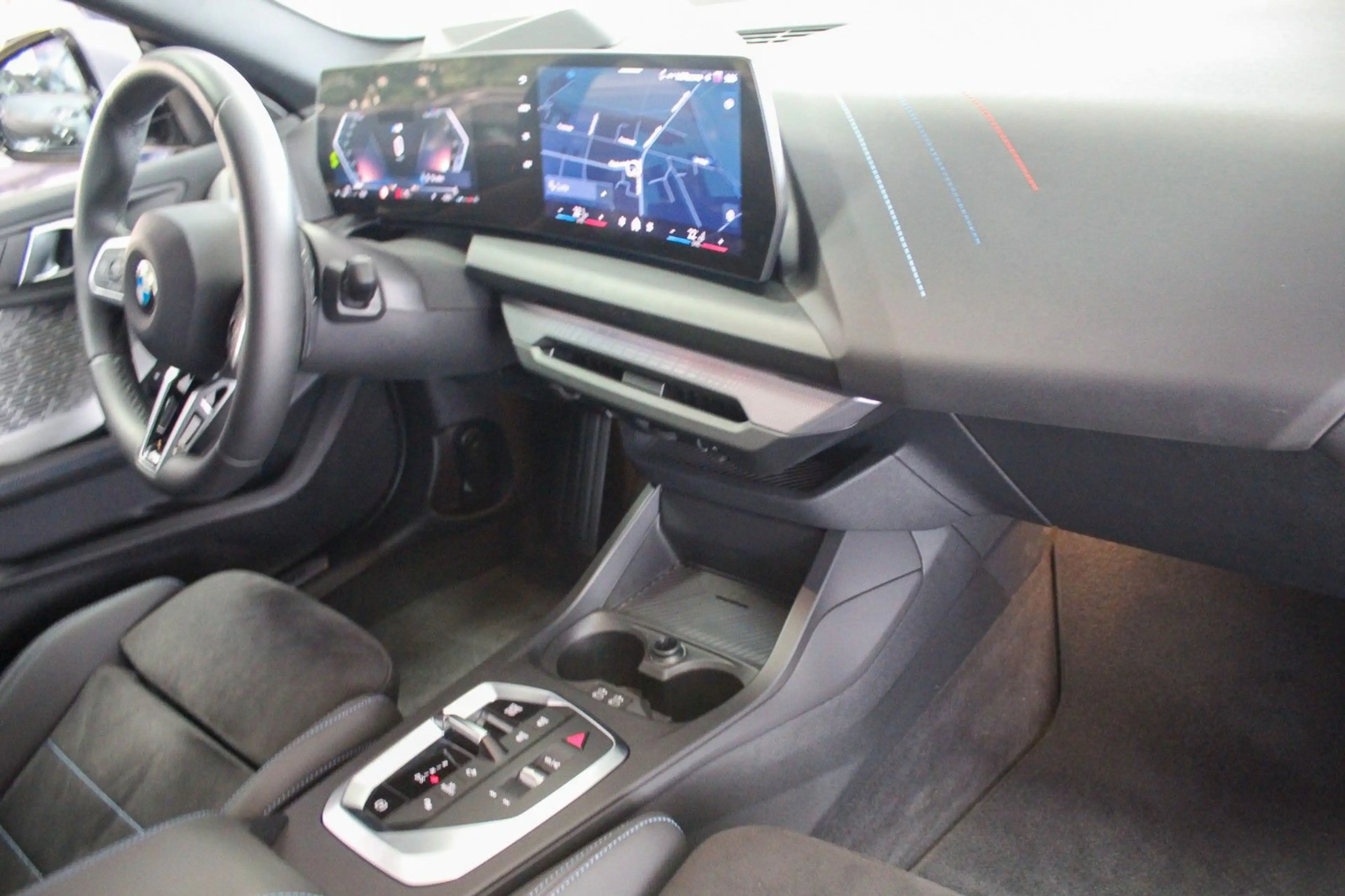 BMW 223 Gran Coupe 223 xDrive M Sport HUD — photo 15
