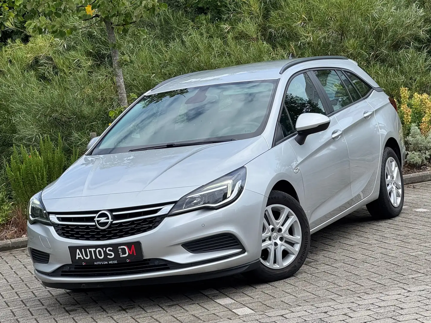 Opel Astra Astra 1.4 Turbo Automatik,Navi,Airco,Cruise,PDC Zilver - 1