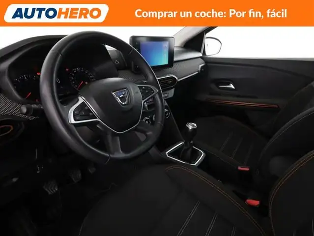 Dacia Sandero view 12