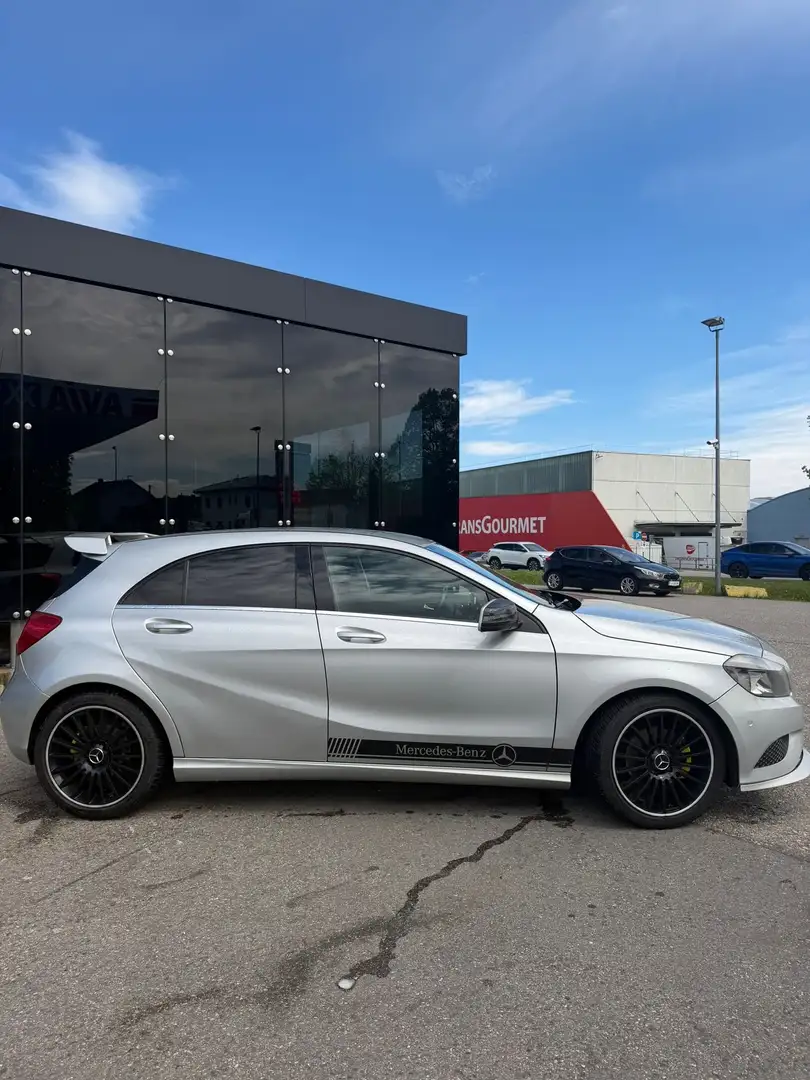 Mercedes-Benz A 180 BlueEFFICIENCY Edition - 1