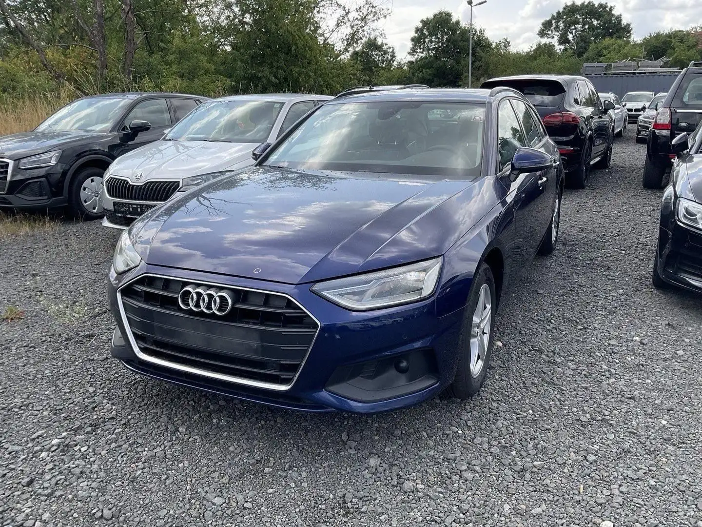 Audi A4 Avant 35 TDI LED Navi AHK ACC Kamera Bleu - 1