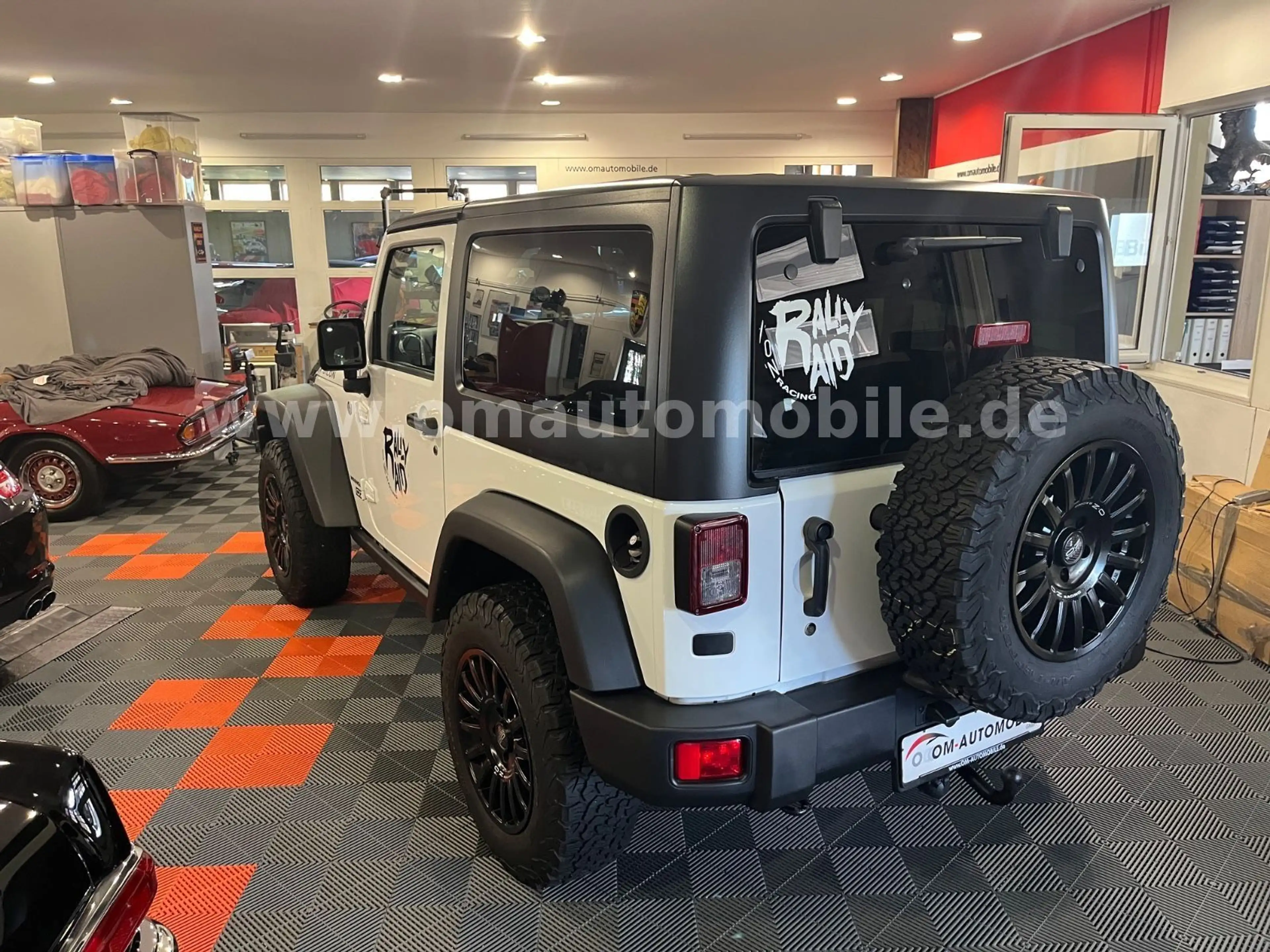 Jeep Wrangler / Wrangler Unlimited Rubicon *Dual Top* — photo 4