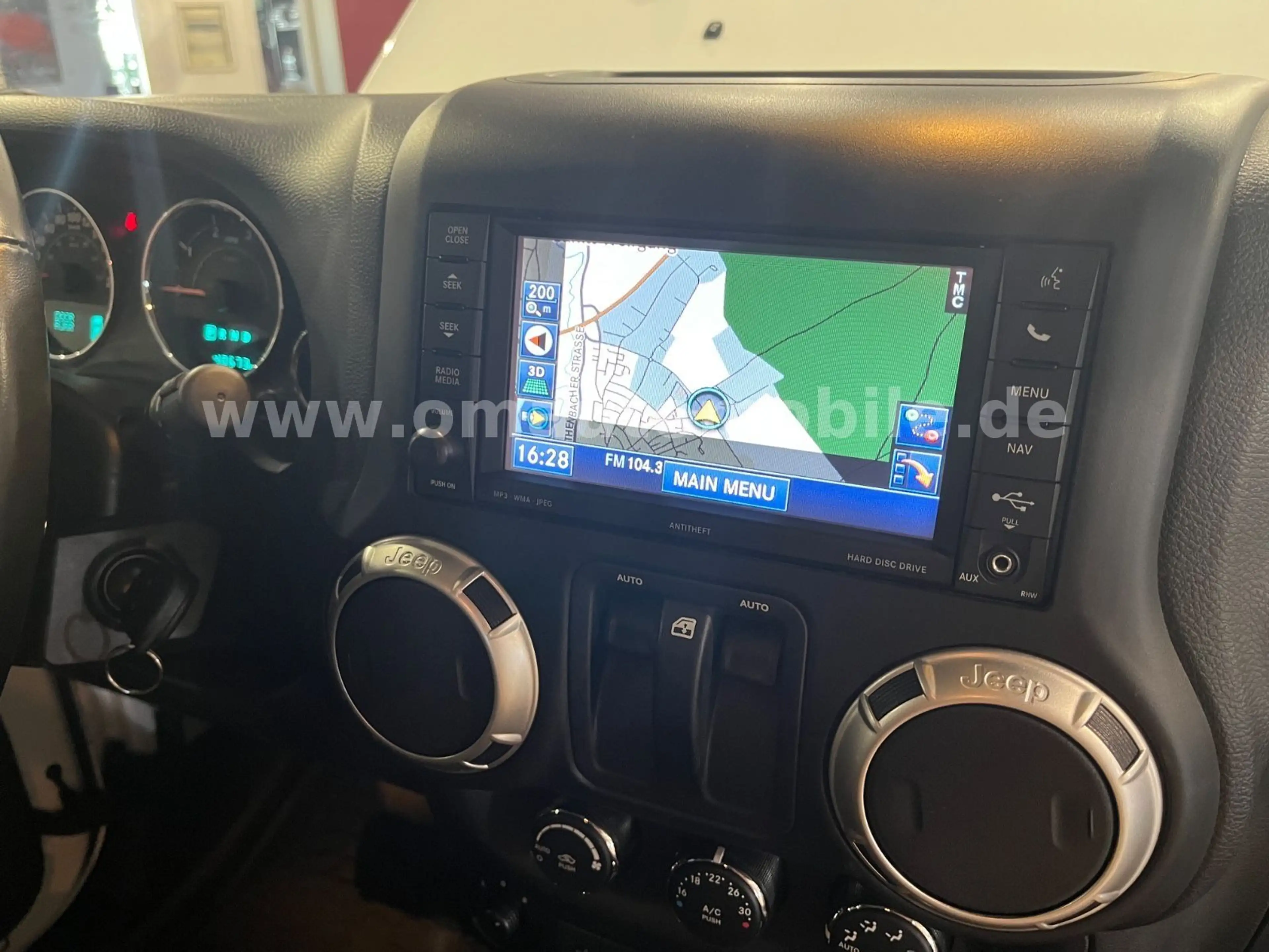 Jeep Wrangler / Wrangler Unlimited Rubicon *Dual Top* — photo 15