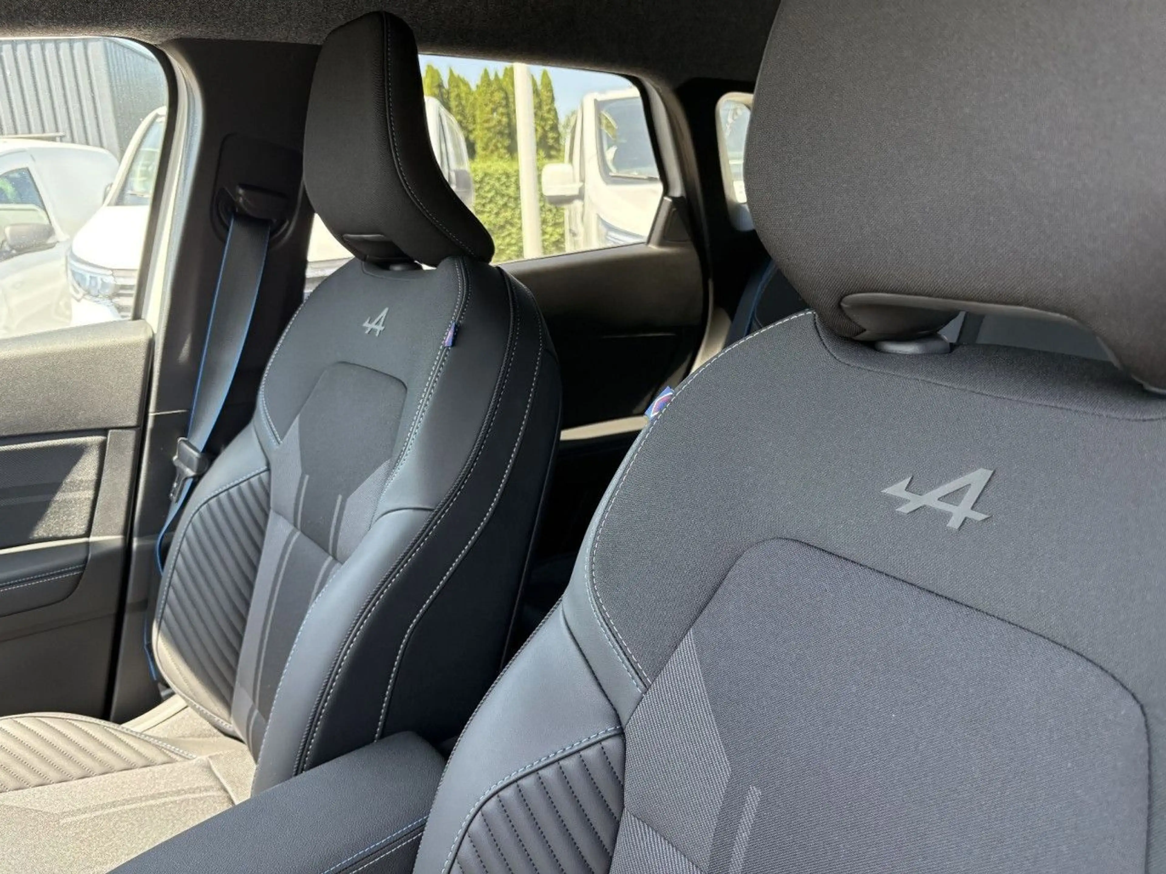 Renault Symbioz Esprit Alpine Full Hybrid 160 LED NAVI KAM — photo 10