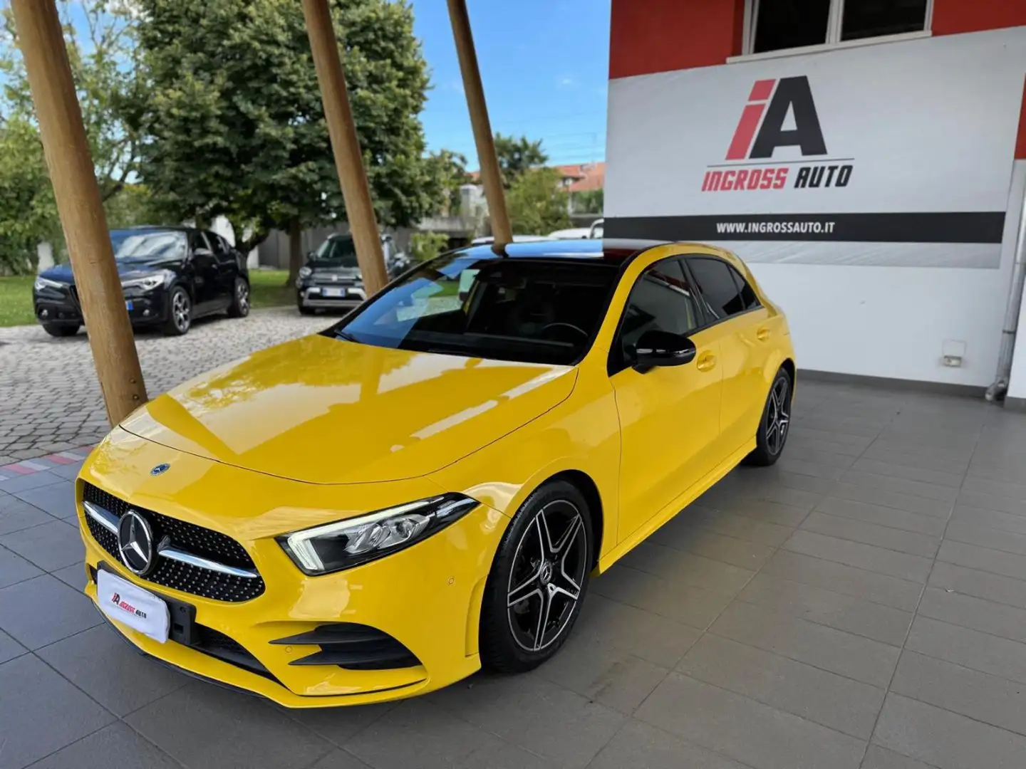 Mercedes-Benz A 180 d Automatic AMG  Premium Amarillo - 1