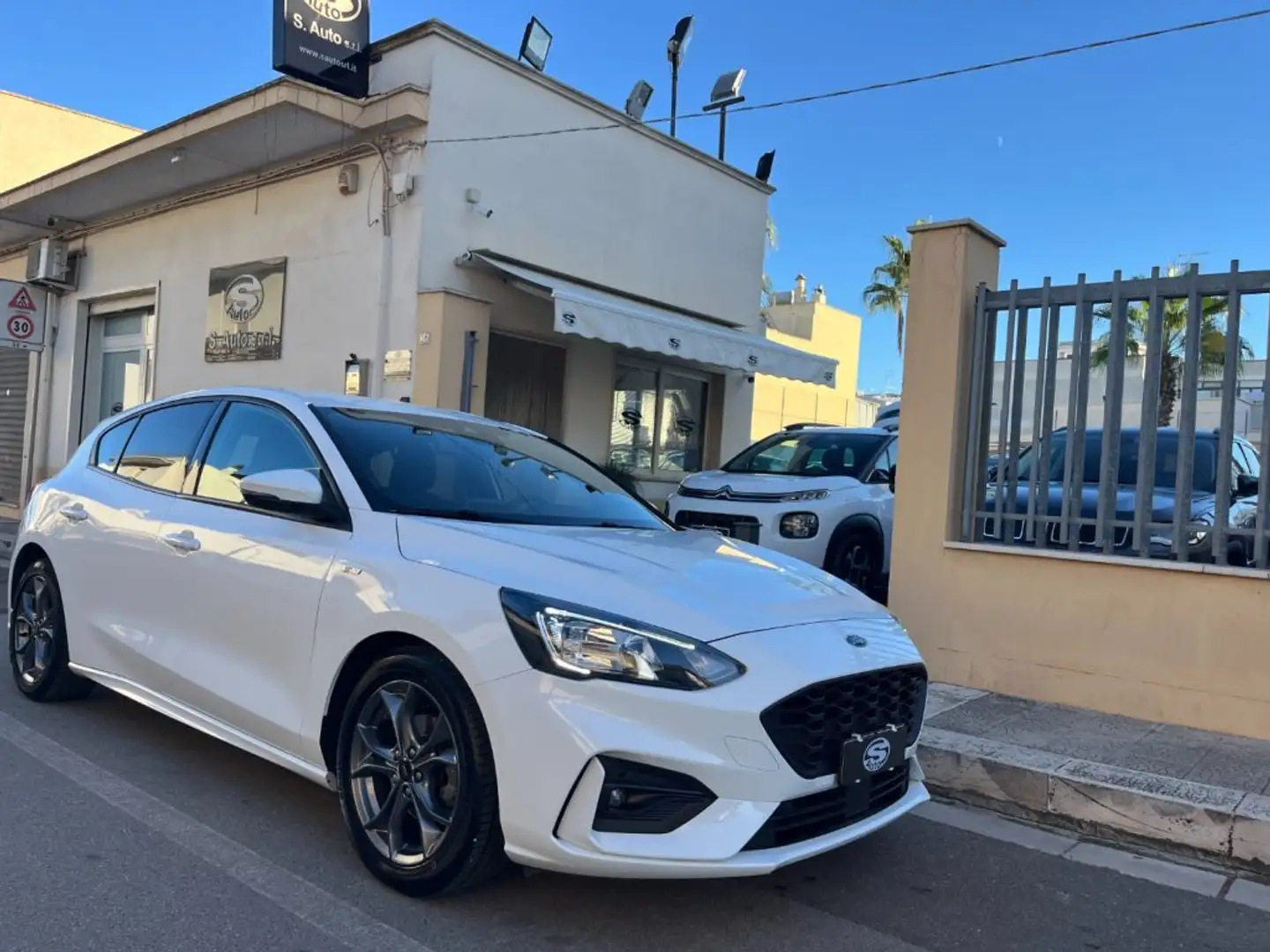Ford Focus 1.5 EcoBlue 120 CV ST-Line Bianco - 1