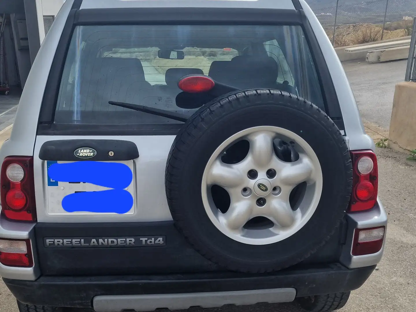 Land Rover Freelander 2.0Td4 S Сірий - 2