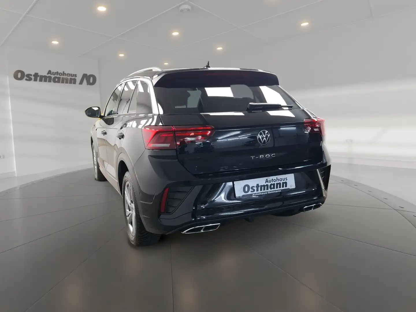 Volkswagen T-Roc 1.5 TSI R-Line AHK Massage RFK Navi ACC Schwarz - 2