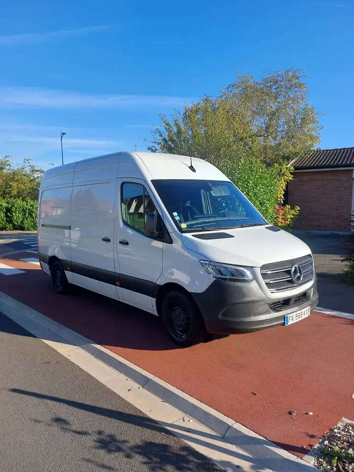 Mercedes-Benz Sprinter