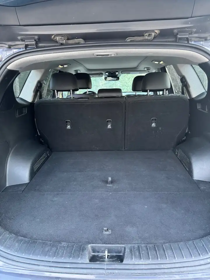 Hyundai SANTA FE снимка Hyundai SANTA FE