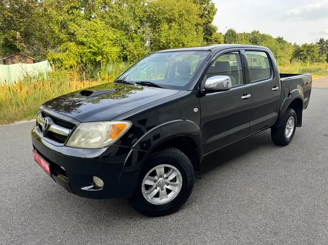Toyota Hilux 2.5 D-4D 4x4 / Manual / Export Afrika Only