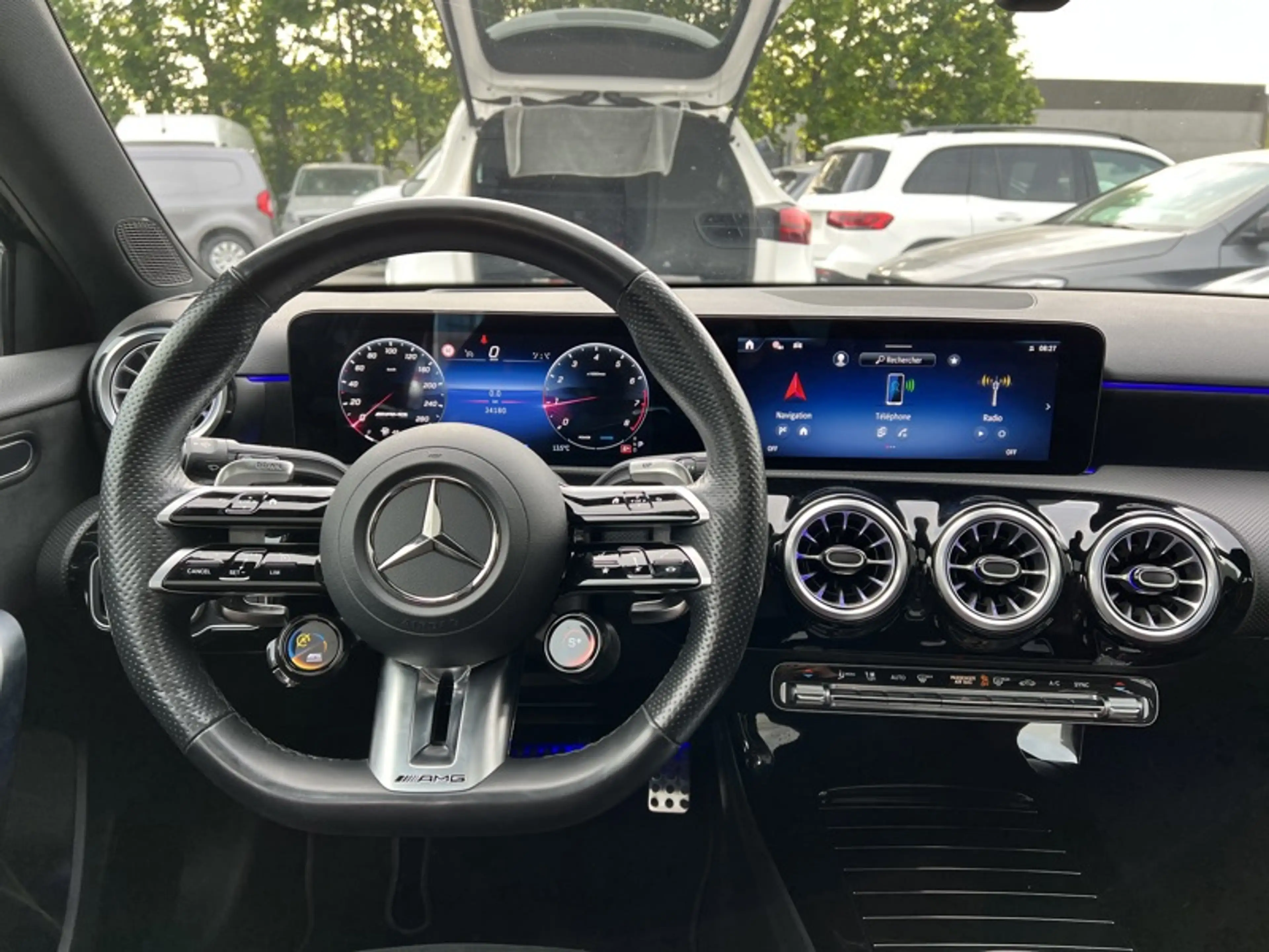Mercedes-Benz A 35 AMG Pack Aéro Siège perf. — photo 13