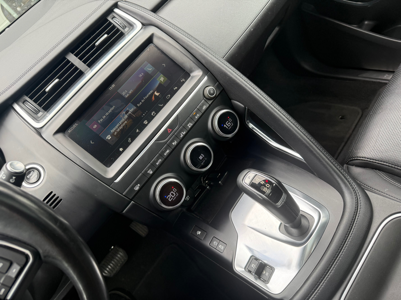 Jaguar E-Pace E-Pace 2.0 D AWD HSE — photo 10