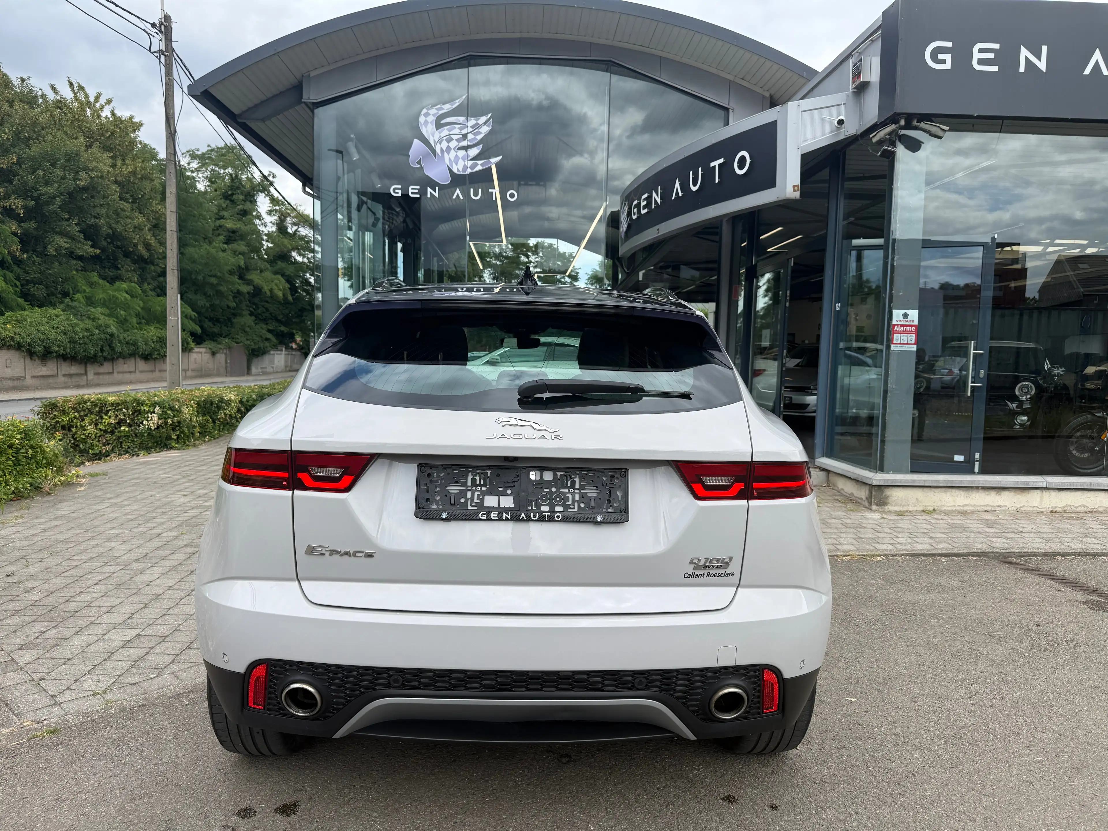 Jaguar E-Pace E-Pace 2.0 D AWD HSE — photo 6