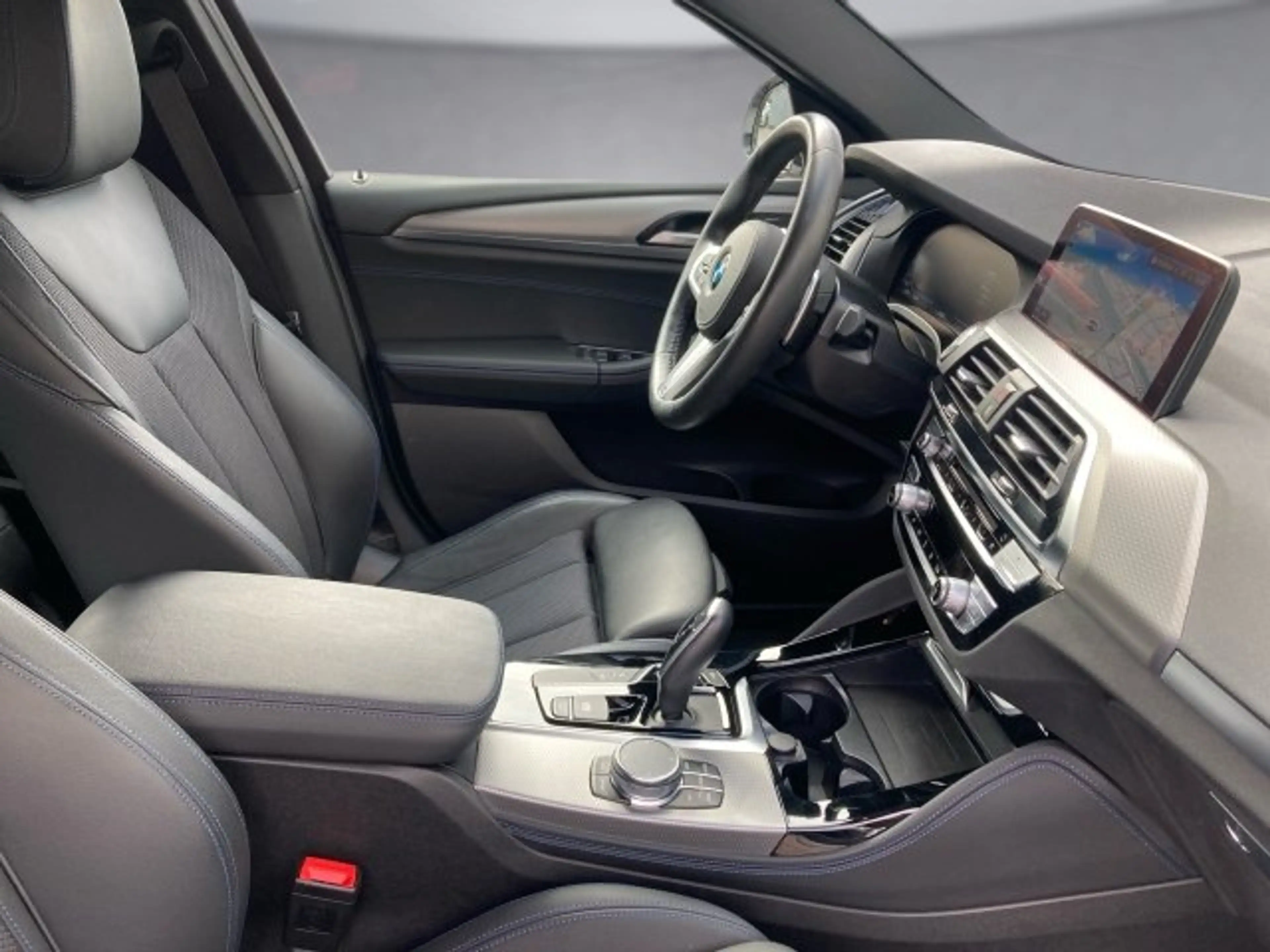 BMW X4 xDrive 20i G02 — photo 11