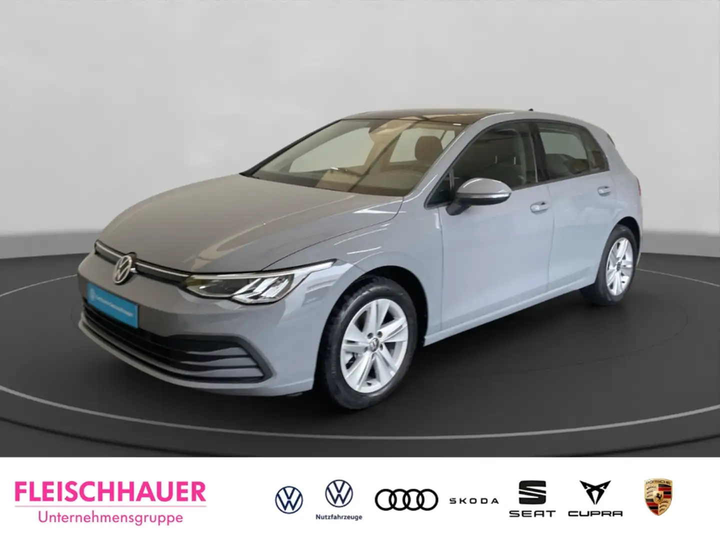 Volkswagen Golf VIII 1.5 TSI Life Pano Navi VC LED ACC CarPlay Grau - 1