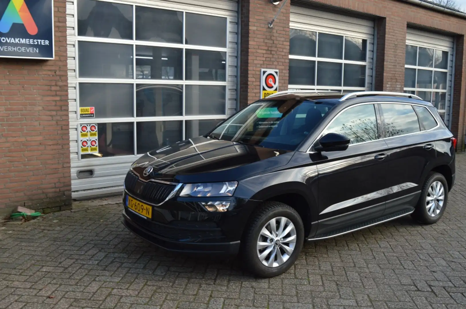 Skoda Karoq Navigatie, Cruise controle, 1.0 TSI Clever Ed. Aut Noir - 1