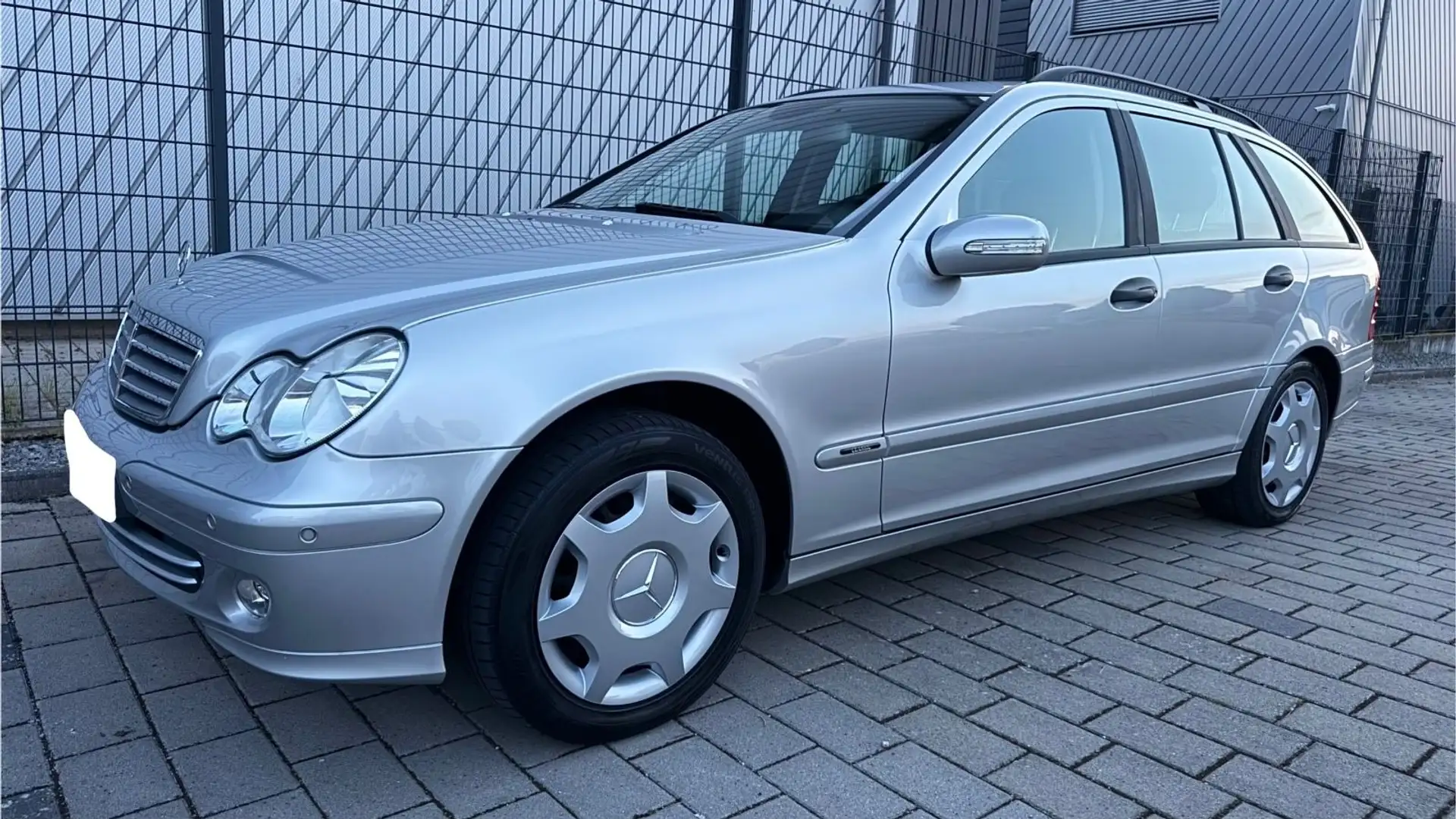 Mercedes-Benz C 220 CDI AUTOMATIK TÜV,NAVI,AHK,KLIMA,PDC Silber - 1