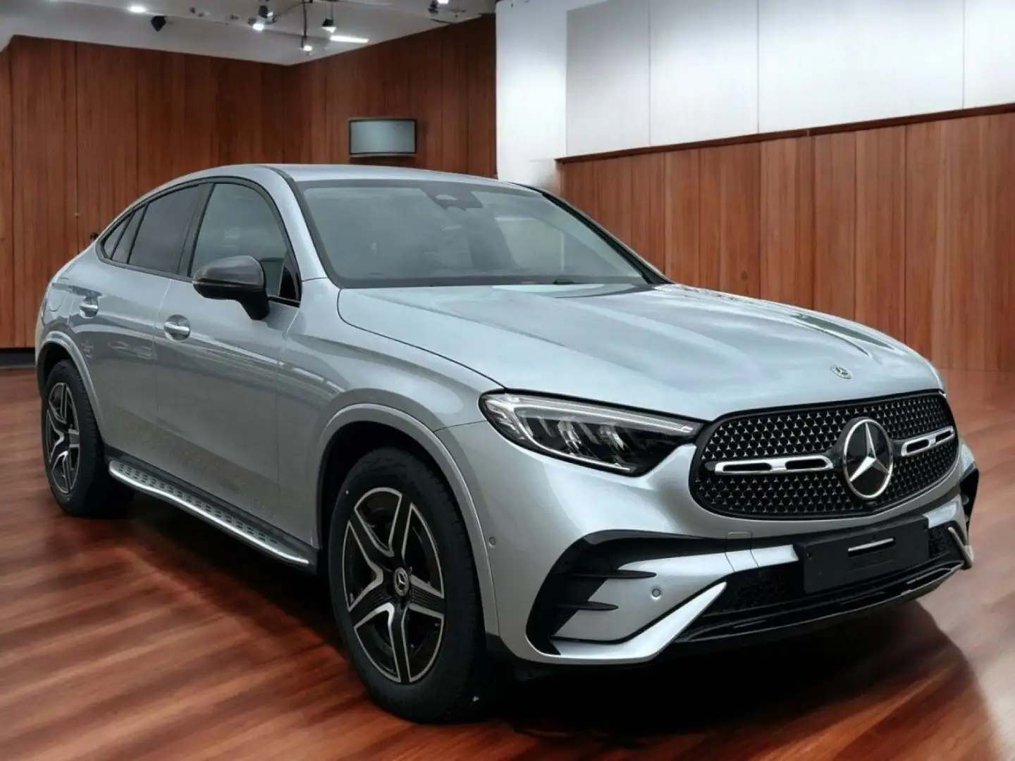 Mercedes-Benz GLC 200 Coupé 4Matic 9G-Tronic Срібний - 1