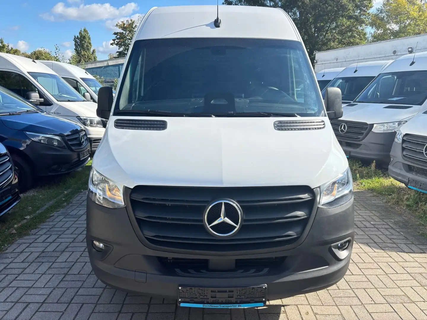 Mercedes-Benz Sprinter 317 CDI L2H2 FACELIFT|9G|NAVI|ASSISTENT Weiß - 2