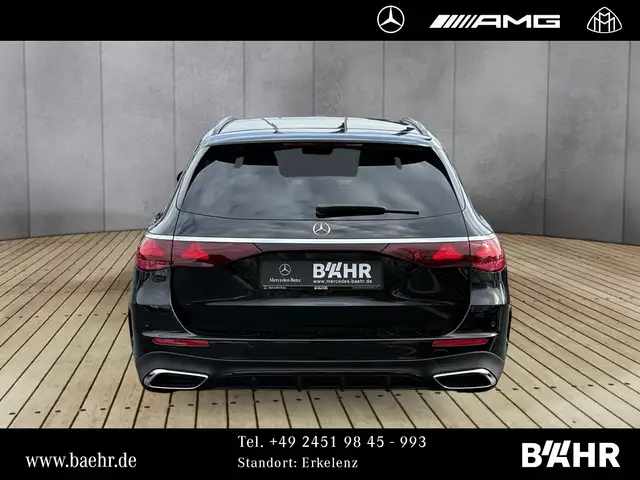 Mercedes-Benz E-Class view 8