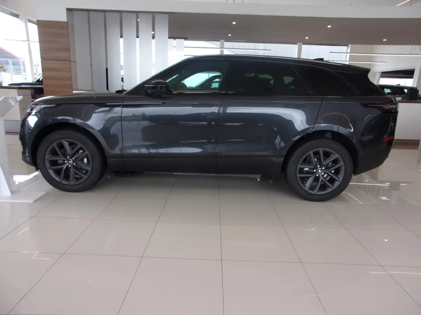 Land Rover Range Rover Velar 2.0D I4 MHEV S 4WD Aut. 204 Gris - 1