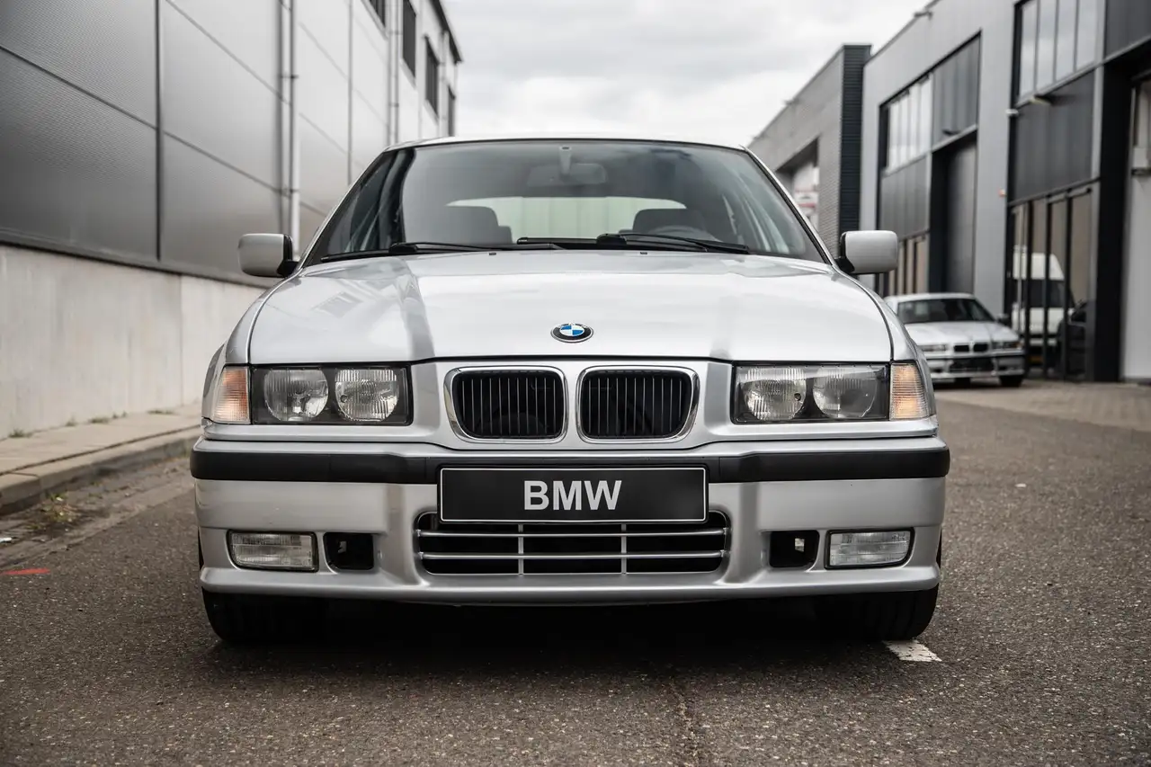 BMW 323 3-serie Compact 323ti M Sport | Handbak | 153.000K, foto 6