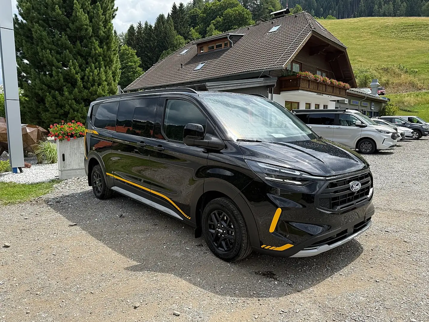 Ford Transit Custom DOKA Kasten 2,0 EcoBlue L2H1 320 Trail AWD Aut. Noir - 2
