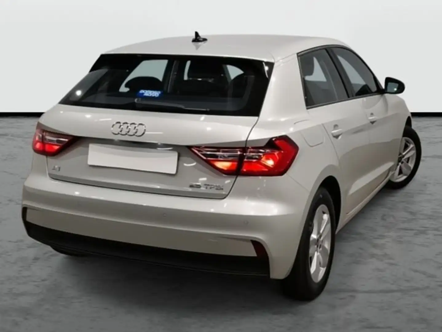 Audi A1 Sportback 25 TFSI Epic Edition Plateado - 2