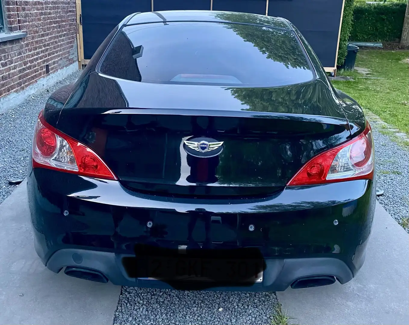Hyundai Genesis Coupe 2.0 T - 2